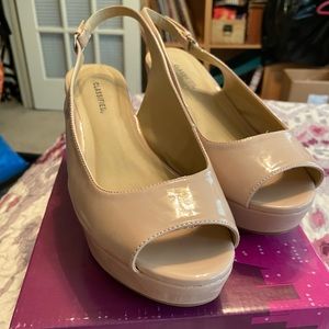 City Classified Nude Wedges Size 11